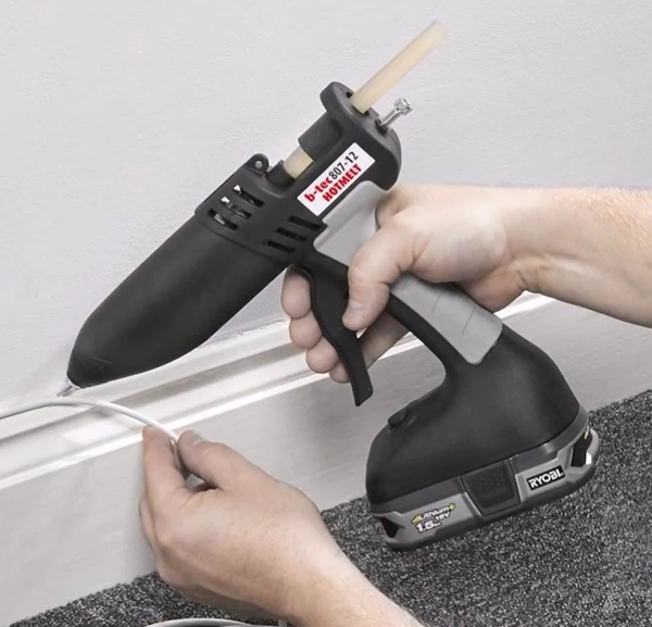 Cordless Battery Powered Glue Gun - TEC 808B Glue Applicator - Portable Hot  Melt Glue Applicator